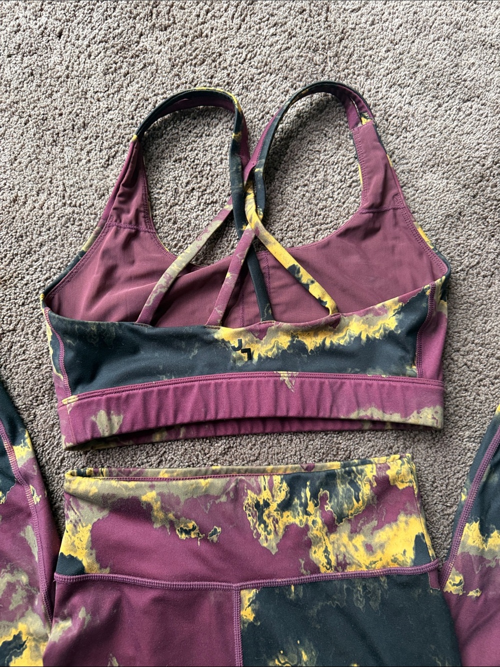 Marbled Sports Bra & Legging Set in Plum, Black & Yellow - Picture 3 of 5